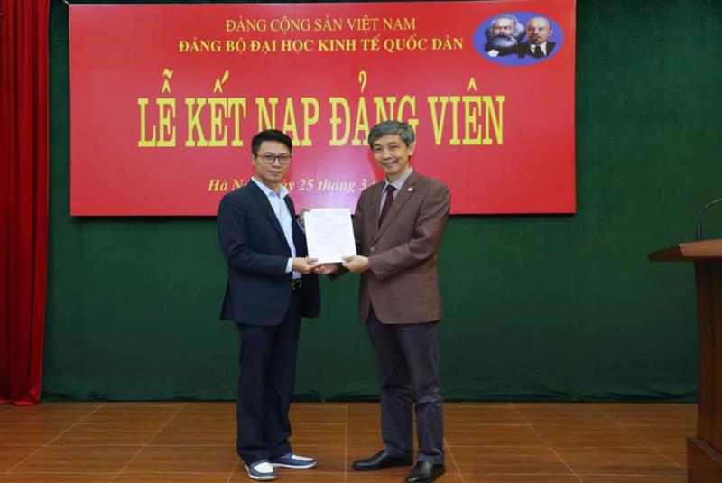 Các bước lập biên bản kết nạp Đảng viên mới