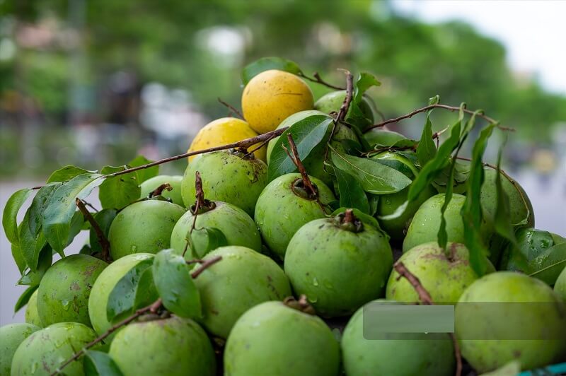 Không nên ăn thị vào hai thời điểm: khi đói và lúc thị còn xanh