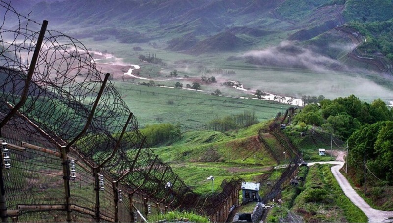 Khu phi quân sự là gì?