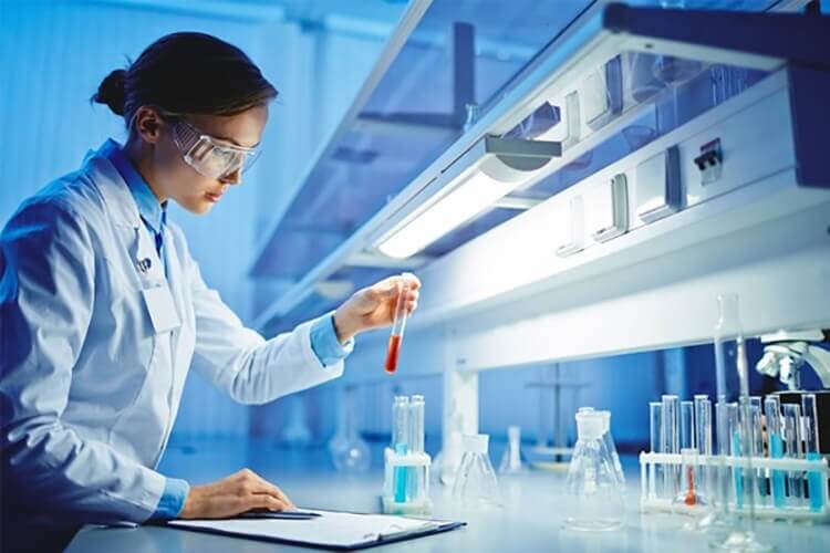 Thể hiện các kỹ năng trong vị trí kỹ thuật viên phòng thí nghiệm