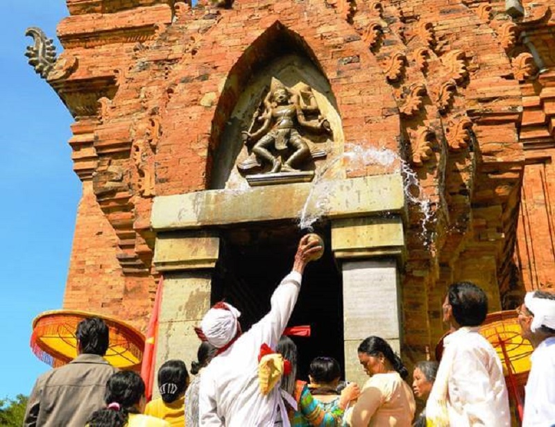 Phần lễ của lễ hội 