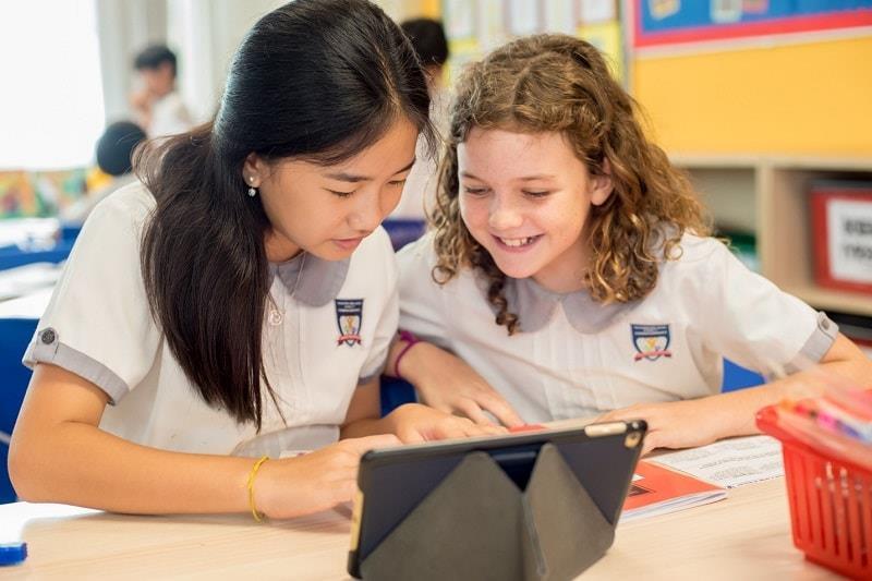 Chọn phương pháp học trực tuyến hiệu quả qua khả năng tua bài giảng