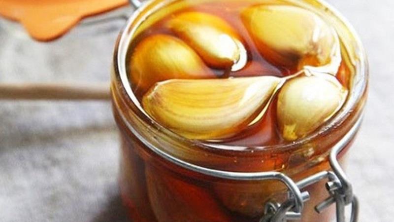 Lưu ý khi dùng rượu tỏi cần biết