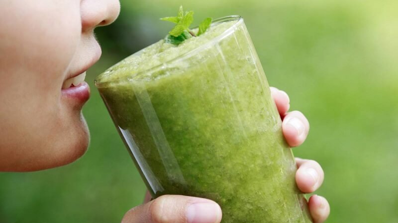 Lưu ý khi uống nước ép bí đao