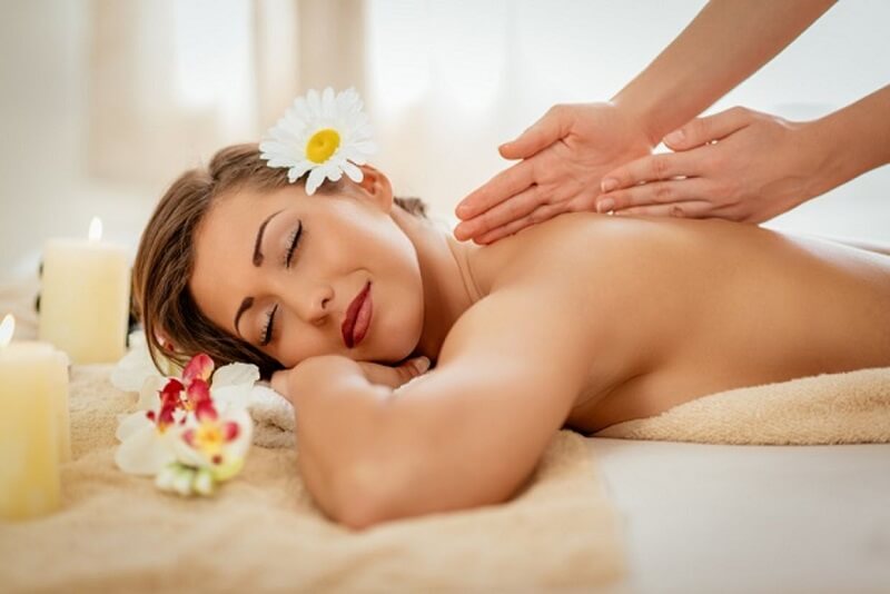 Massage là một phương pháp thư giãn rất được ưa thích