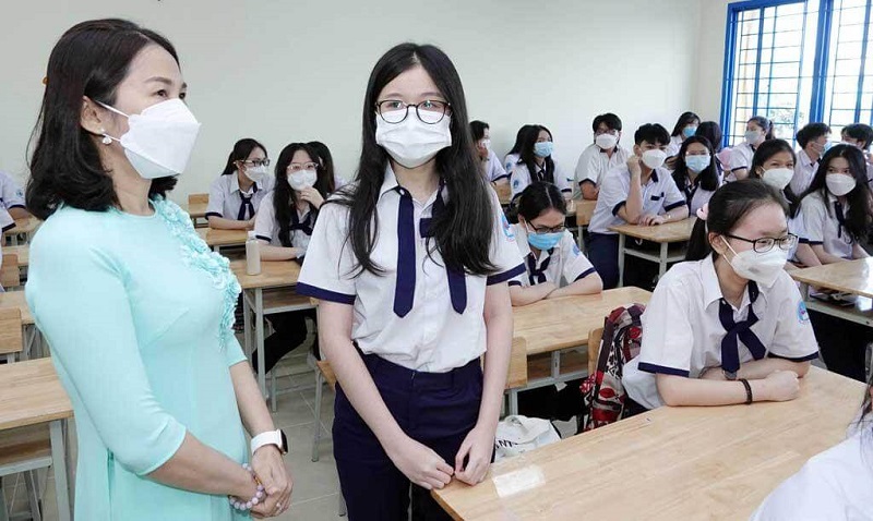 Viết nội dung chính trong đơn