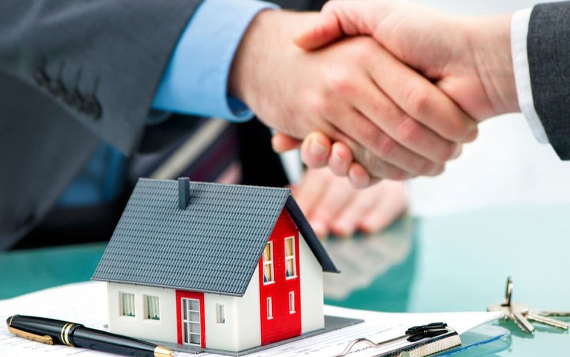 Mẫu giấy được thiết lập giữa bên bán và bên mua đất