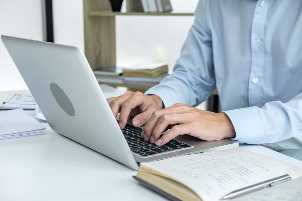 Ngành biên tập xuất bản