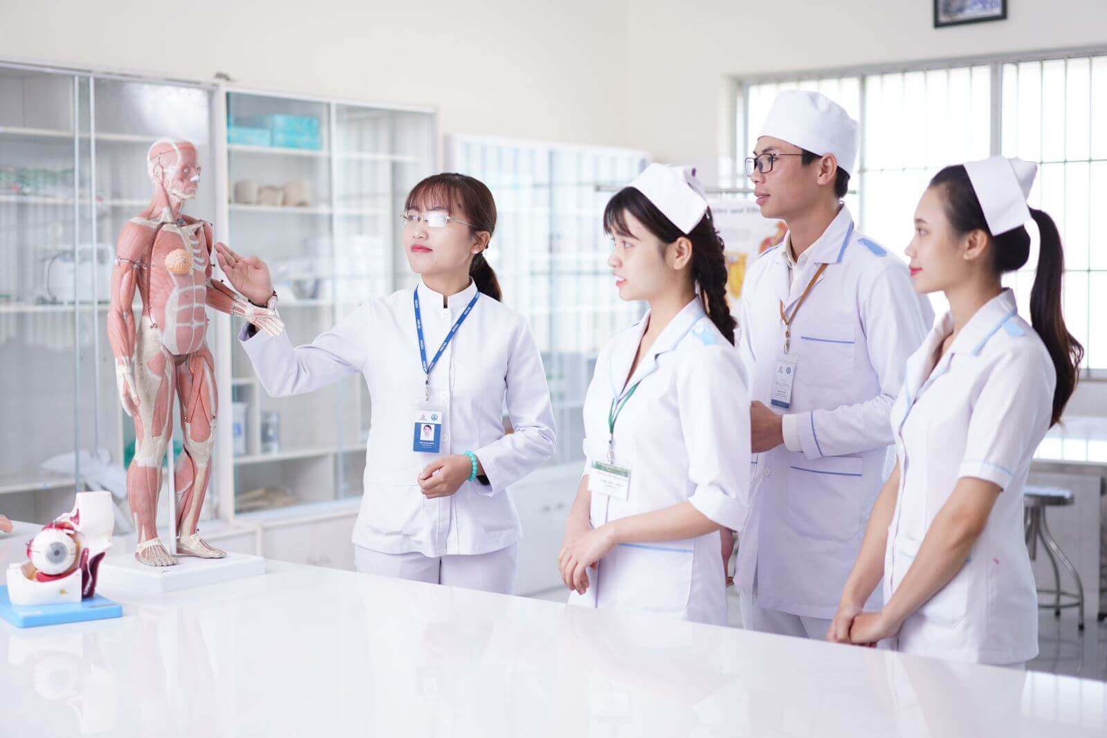 Ngành điều dưỡng