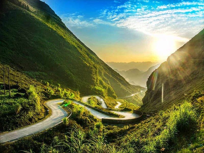 Ngành du lịch điện tử đào tạo những gì? 