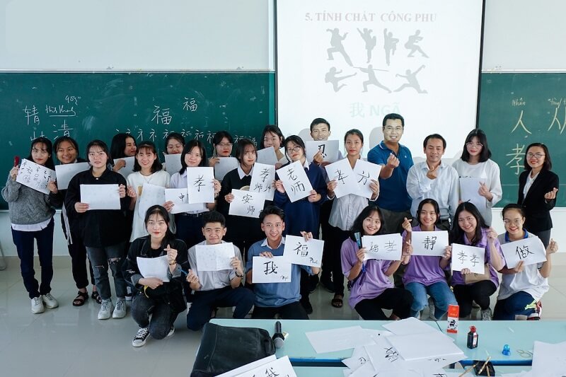 Xét tuyển ngành ngôn ngữ Trung bằng khối C00