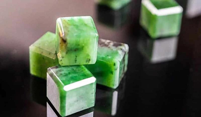 Ngọc bích Nephrite là gì