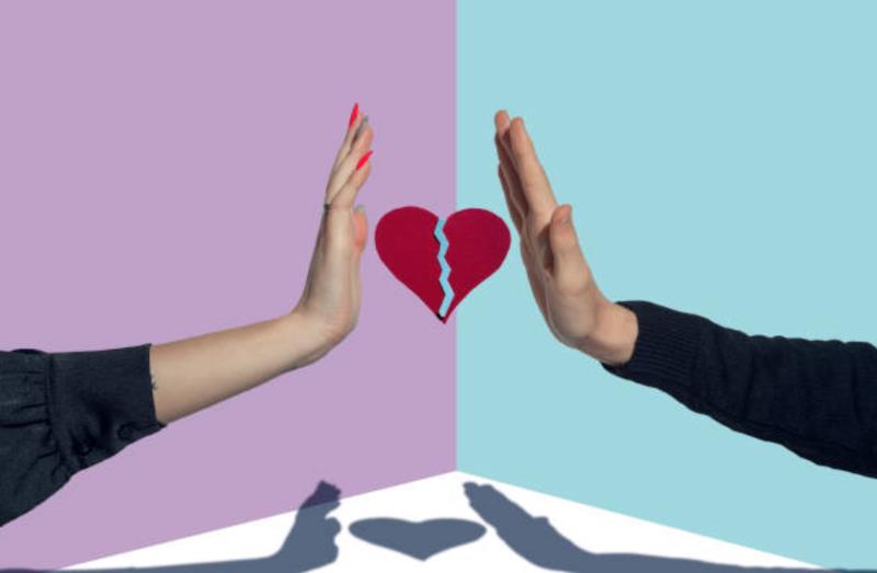 Người đàn ông nhu nhược khiến hôn nhân đổ vỡ