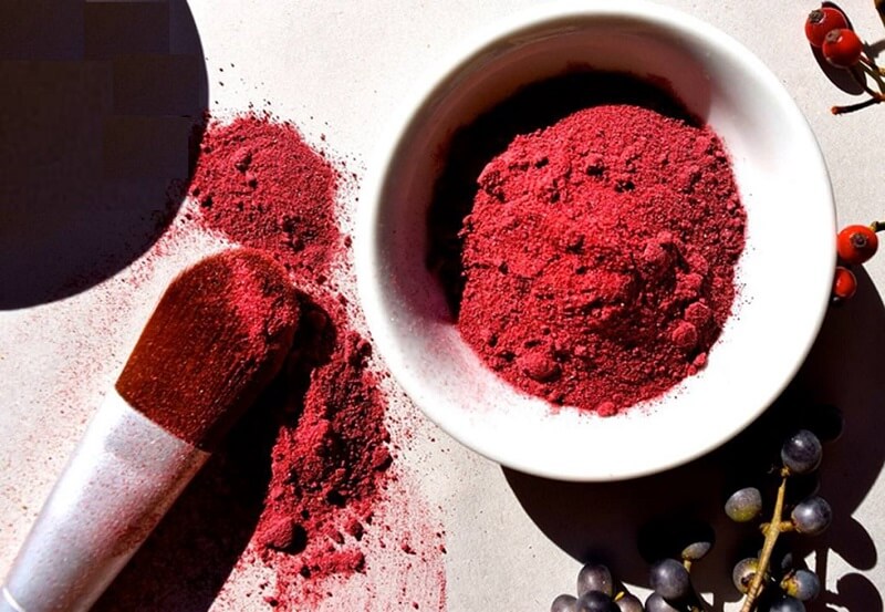 Nhiều sản phẩm son handmade được làm từ nguyên liệu không rõ nguồn gốc