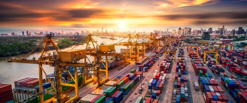 Nhân viên khai thác là gì