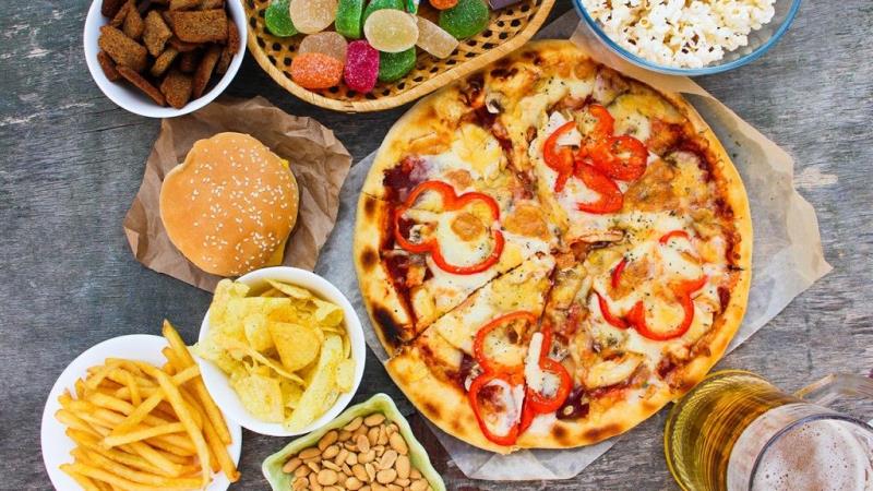 Hấp thụ nhiều calo rỗng khiến cơ thể nhanh chóng tăng cân