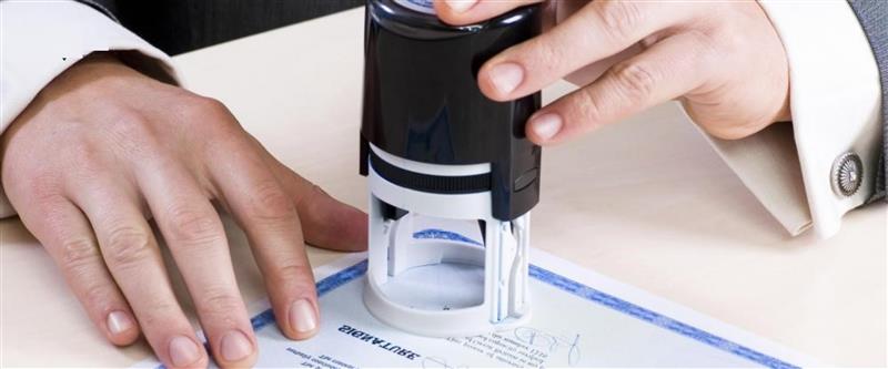 Pháp luật quy định gì khi làm thủ tục chứng thực chữ ký?