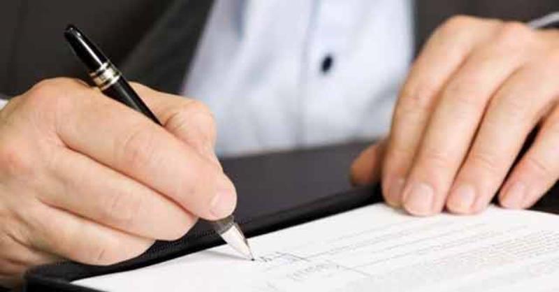 Phần đầu mẫu hợp đồng cung cấp dịch vụ ăn uống