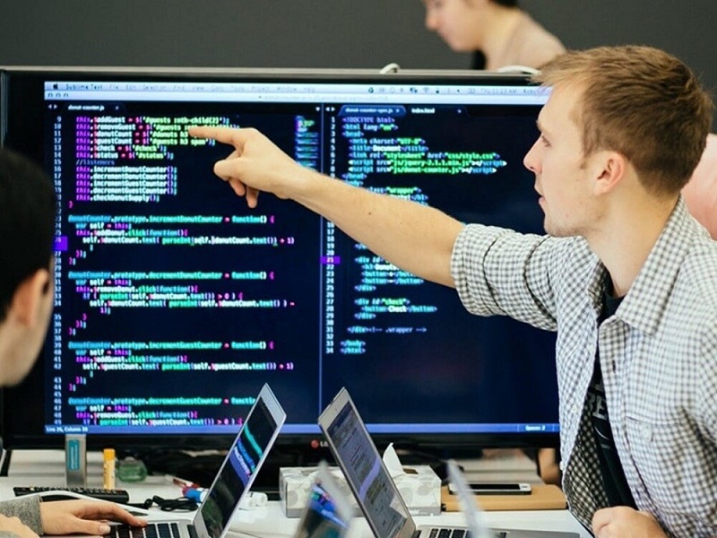 Phân loại theo công cụ lập trình