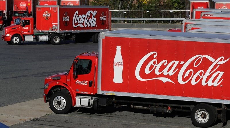 Coca Cola phân phối trực tiếp từng sản phẩm tới khách hàng