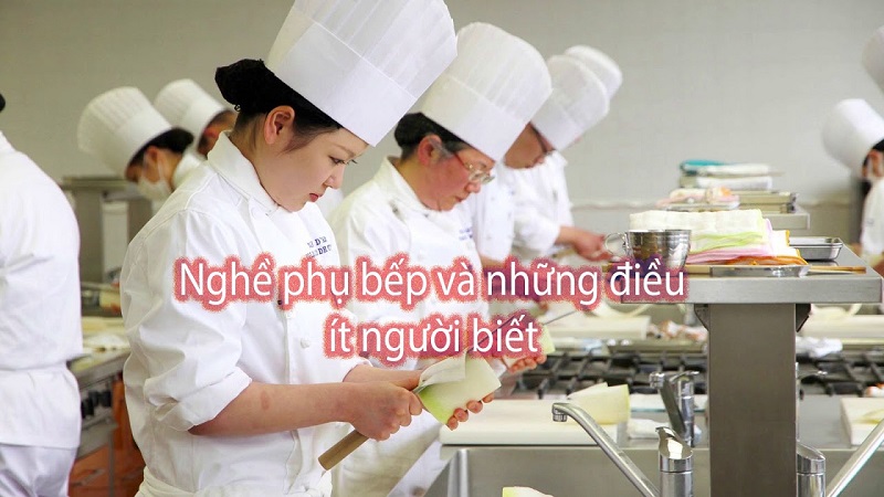 Phụ bếp là gì