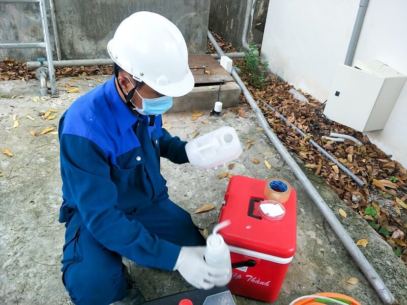 Phương pháp lấy mẫu nước thải cần được ghi chép chi tiết