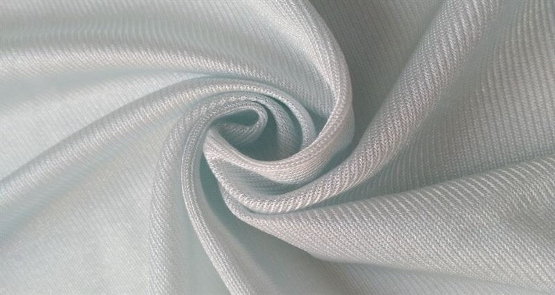 Polyamide được tạo ra để thay thế lụa