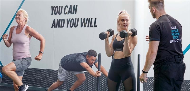 Vai trò của hợp đồng thuê huấn luyện viên