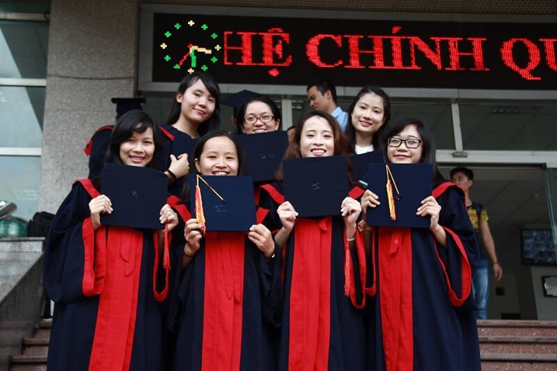 Quản lí giáo dục là gì