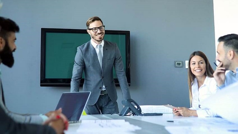 Quản lý giúp thúc đẩy tinh thần tập thể