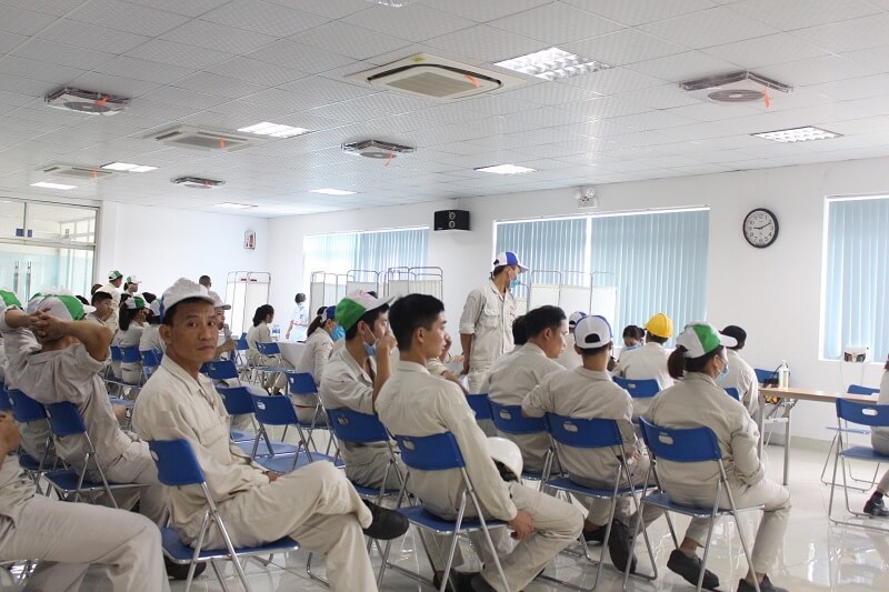 Trách nhiệm của doanh nghiệp trong việc tổ chức cho công nhân được khám sức khỏe định kỳ