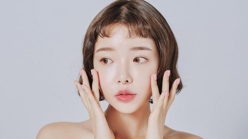 Các bước khóa ẩm cho làn da mà nàng nên biết