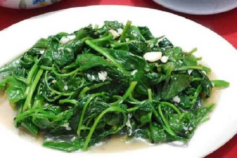 Rau tầm bóp xào tỏi