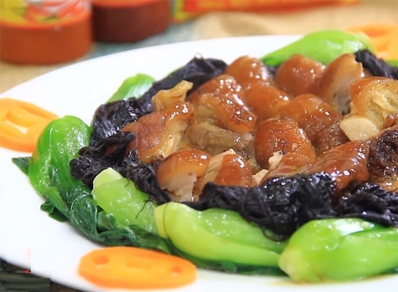 Món rong tóc tiên hầm giò heo