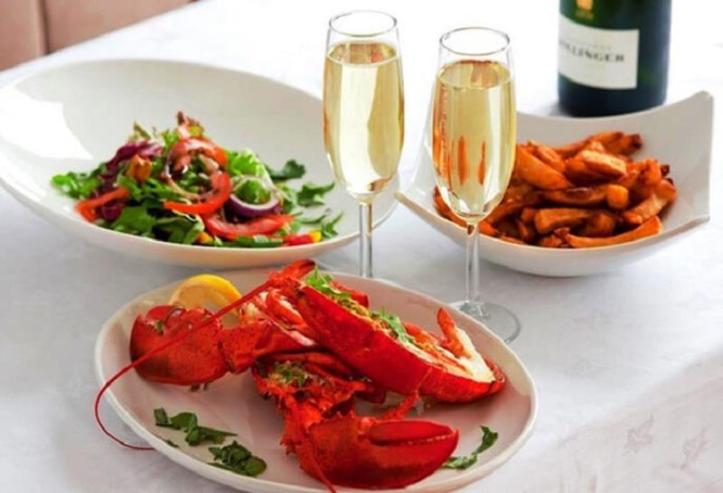 Kết hợp rượu vang trắng với một số món ăn