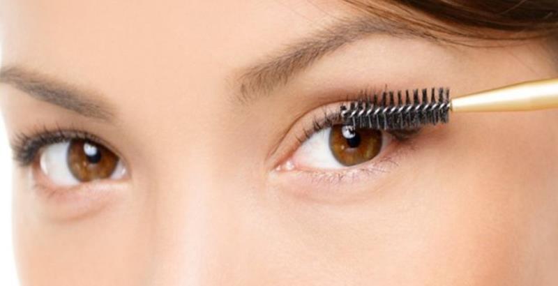 Sáp nẻ làm mi cong và dài mi