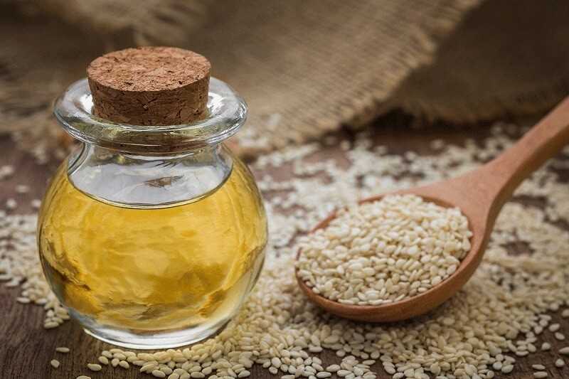 Sesame oil là tên gọi trong tiếng Anh của dầu mè
