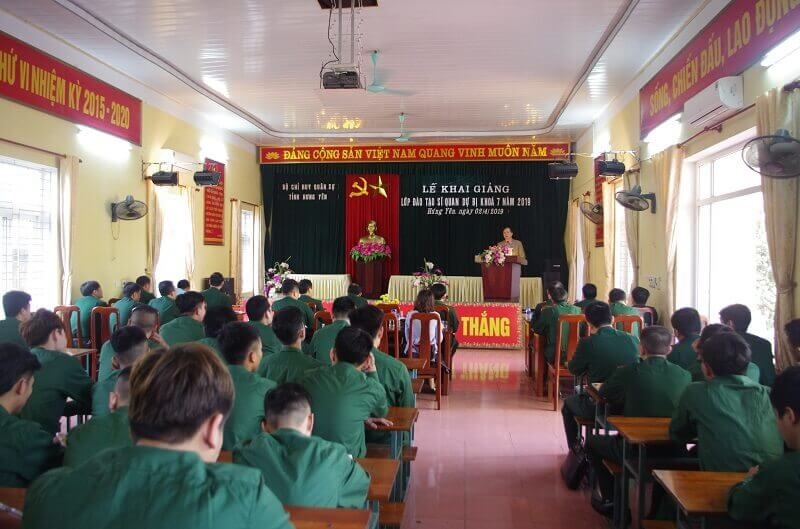 Yêu cầu để trở thành sĩ quan thông tin là gì? 