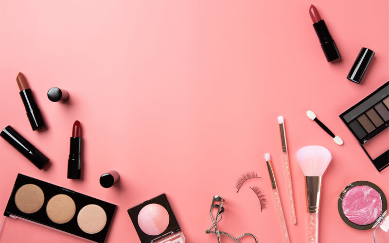 Tặng sinh nhật sếp nữ đồ dùng mỹ phẩm