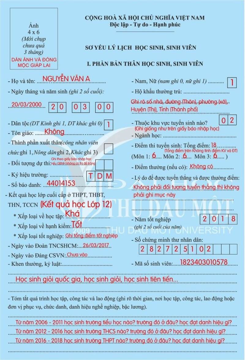 Điền đầy đủ thông tin cá nhân