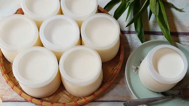Sữa chua giúp đẩy lùi vi khuẩn nhiệt miệng