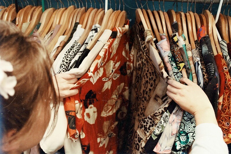 Thrift store có sức hút kỳ lạ đối với những người trẻ