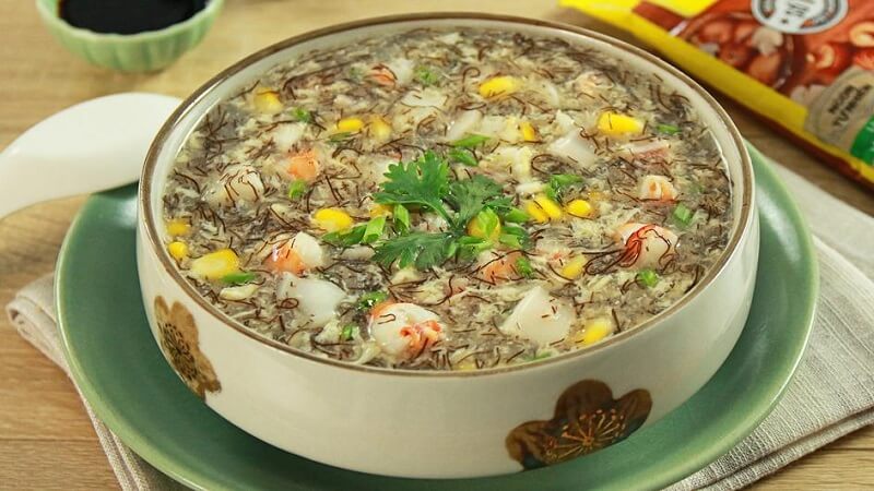 Món súp hải sản rong tóc tiên