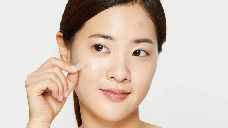 Miếng dán mụn chỉ có tác dụng với vết mụn trên bề mặt
