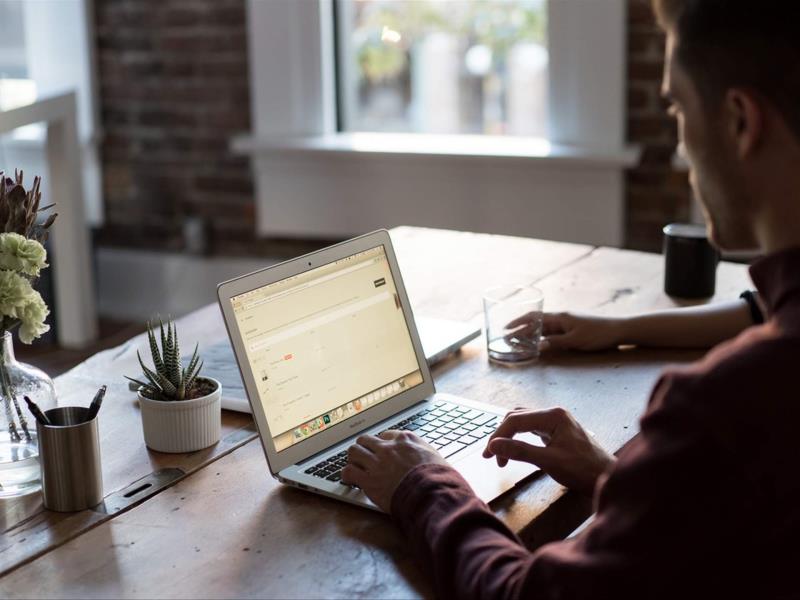 Công cụ thiết bị để tạo đơn xin việc online