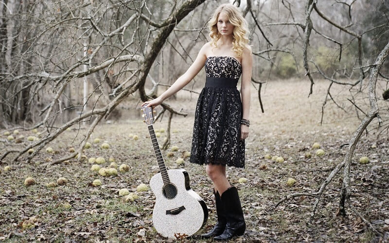 Công chúa nhạc đồng quê Taylor Swift