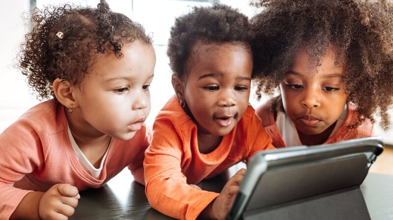 Bị giảm khả năng tập trung do dùng đồ công nghệ