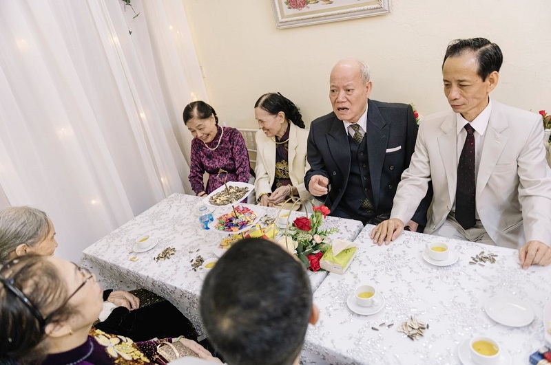 Thành viên tham dự