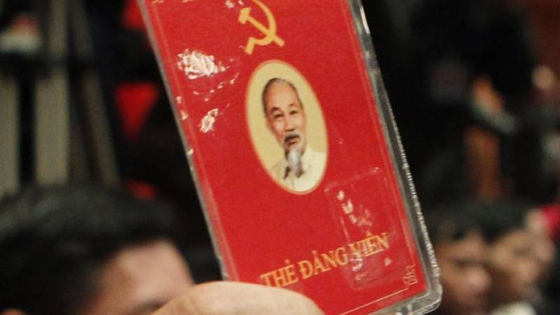 Thẻ đảng viên sinh hoạt đảng