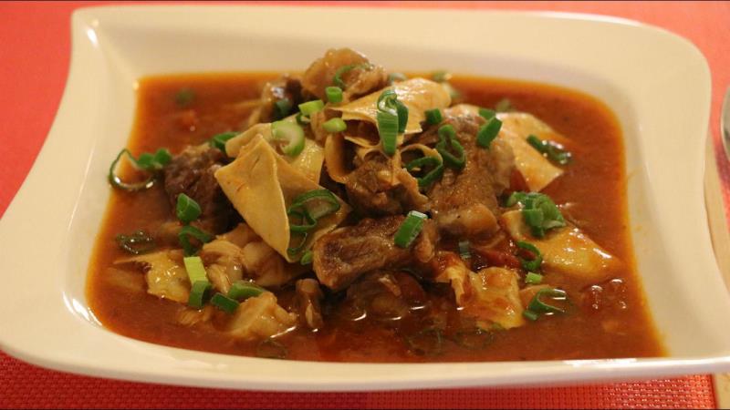 Váng đậu sử dụng làm nguyên liệu cho các món ăn khác nhau